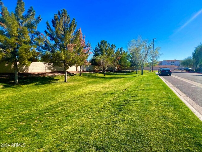Building Photo - 2771 S Pewter Dr