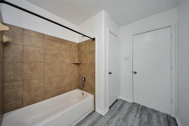 Building Photo - 21626 Dean Dale CRT