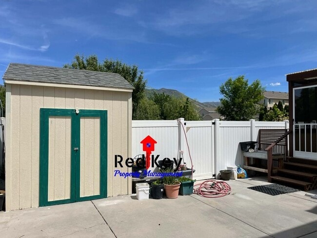 Building Photo - Fermin Ln Single Family Home