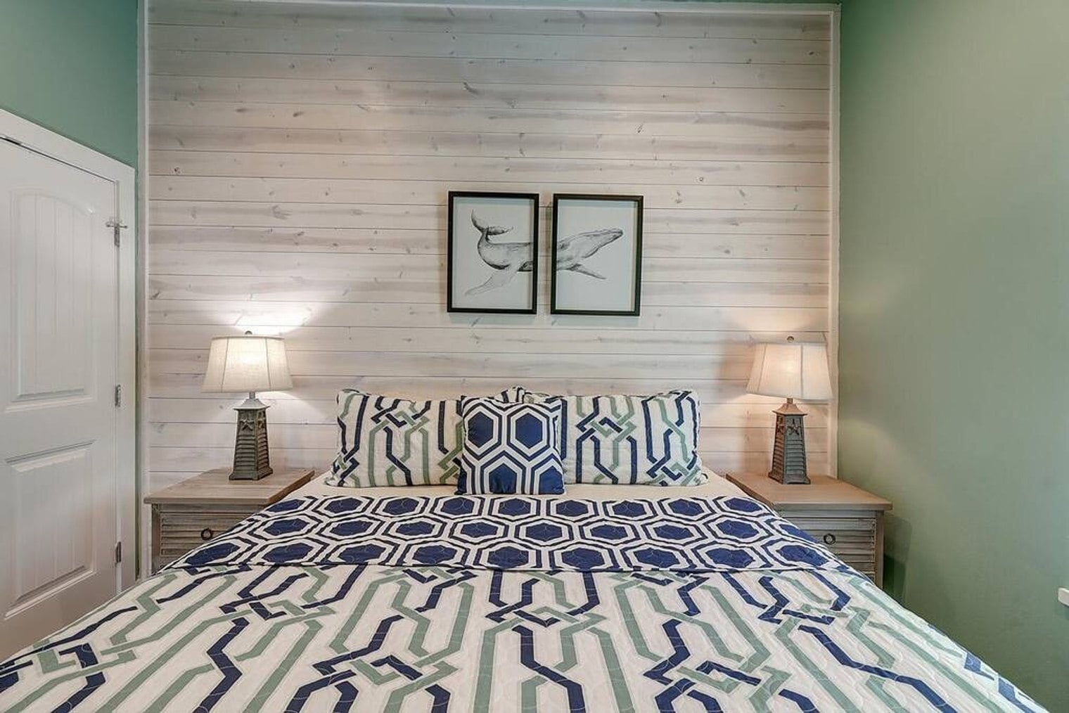 Building Photo - 1924 Eleventh Street-SI ID1023215P