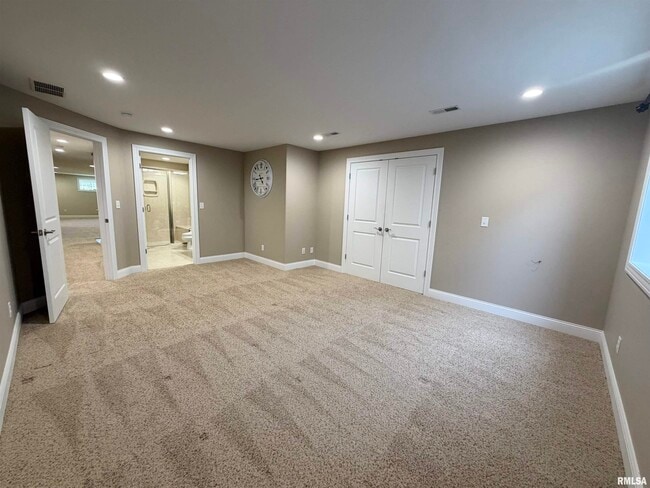 Building Photo - 1805 Blue Stone Dr