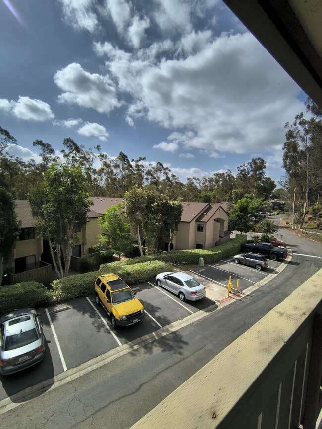 Building Photo - 10332 Caminito Aralia