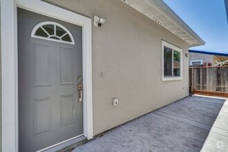Building Photo - Excellent 2 bed 1 Bath ADU