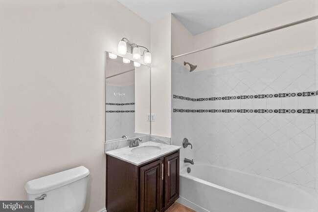 Building Photo - 620 N Bentz St