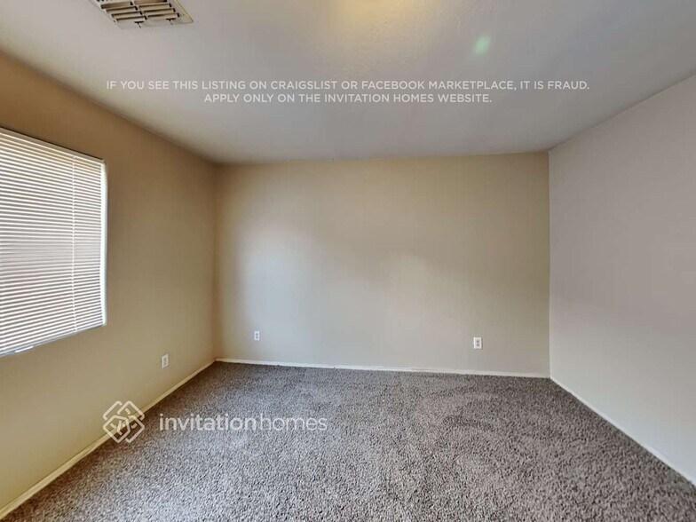 Building Photo - 1736 E Wood St