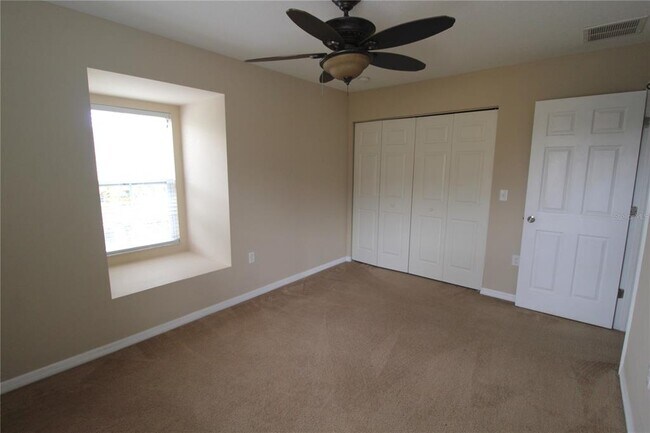 Building Photo - 7373 Black Walnut Way