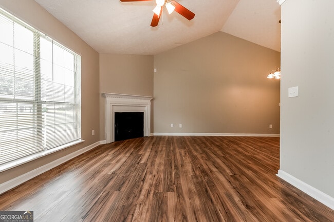 Building Photo - 49 Marissa Cove