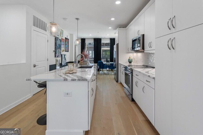 Building Photo - 371 Pratt Dr SE