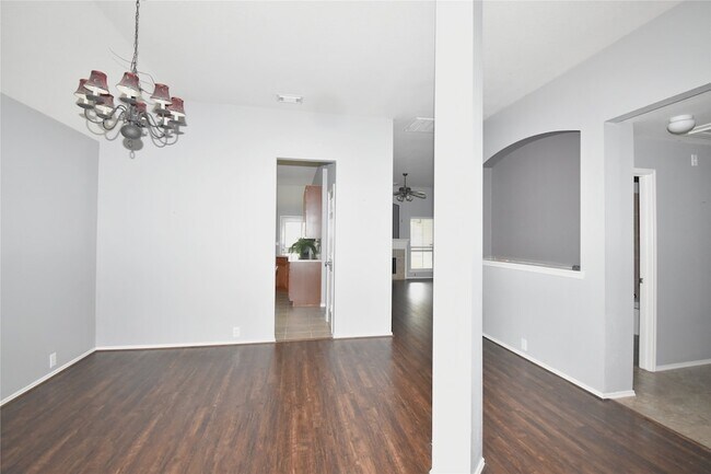 Building Photo - 30315 Castle Forest Dr