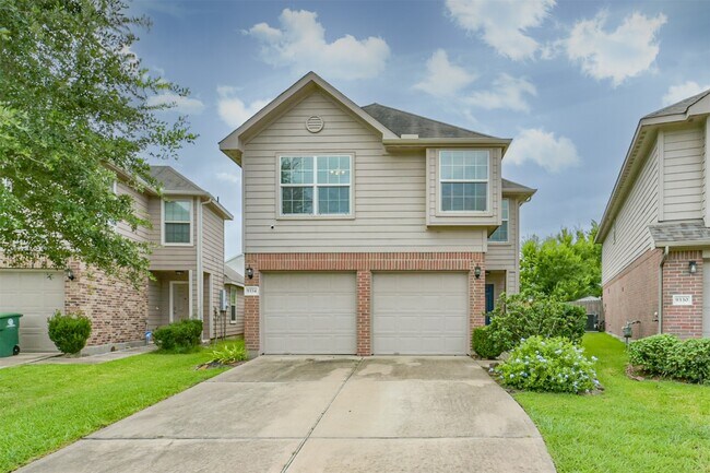 Building Photo - 9334 Valley Tree Ln
