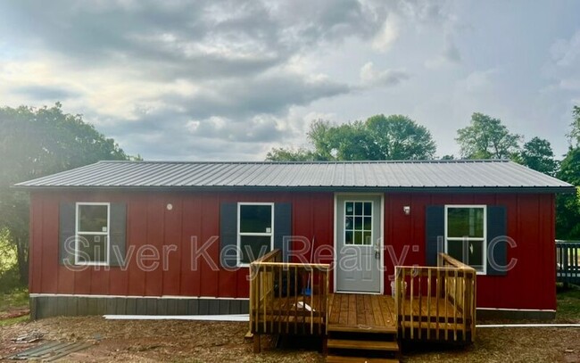 Primary Photo - 287 County Farm Rd