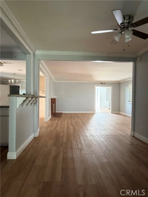 Building Photo - 1701 Victoria Dr