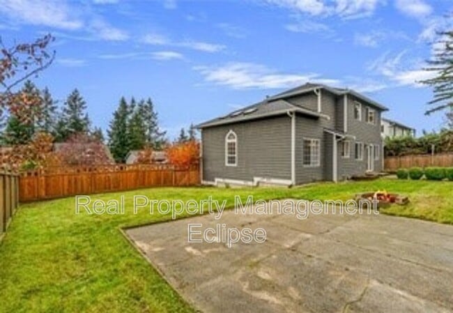 Building Photo - 5803 77th Ave NE