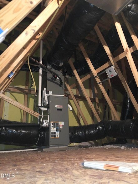 Building Photo - 514 Dragby Ln