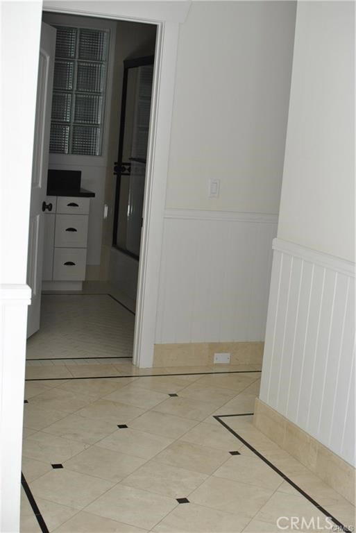 Building Photo - 804 N Irena Ave
