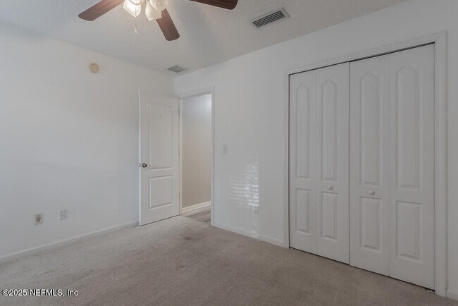 Building Photo - 14004 Crestwick Dr W