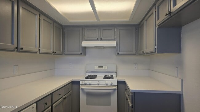 Building Photo - 38551 10th St E