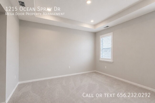 Building Photo - 1215 Ocean Spray Dr