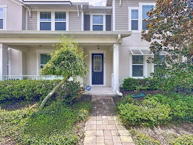 Primary Photo - Spacious Townhome for Rent in Tapestry