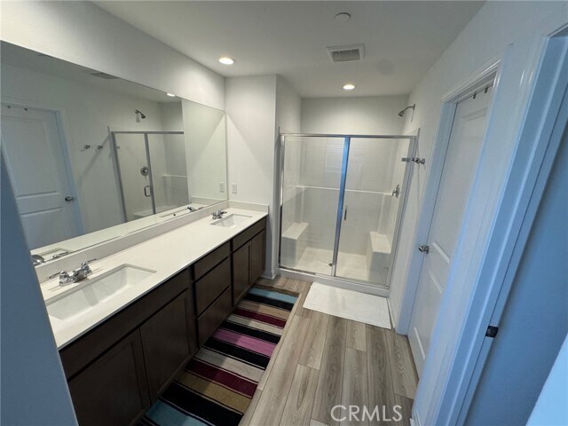 Building Photo - 4515 Bandon Ave