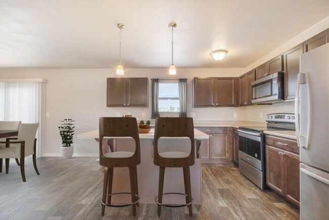 Building Photo - 5347 Eagle Glen Dr SW