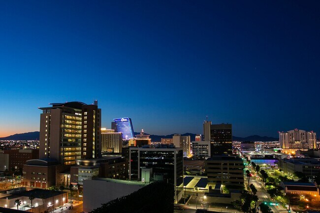 Building Photo - FULLY FURNISHED - JUHL - 2 BEDROOM 2 BATH WITH 2 PARKING SPACES