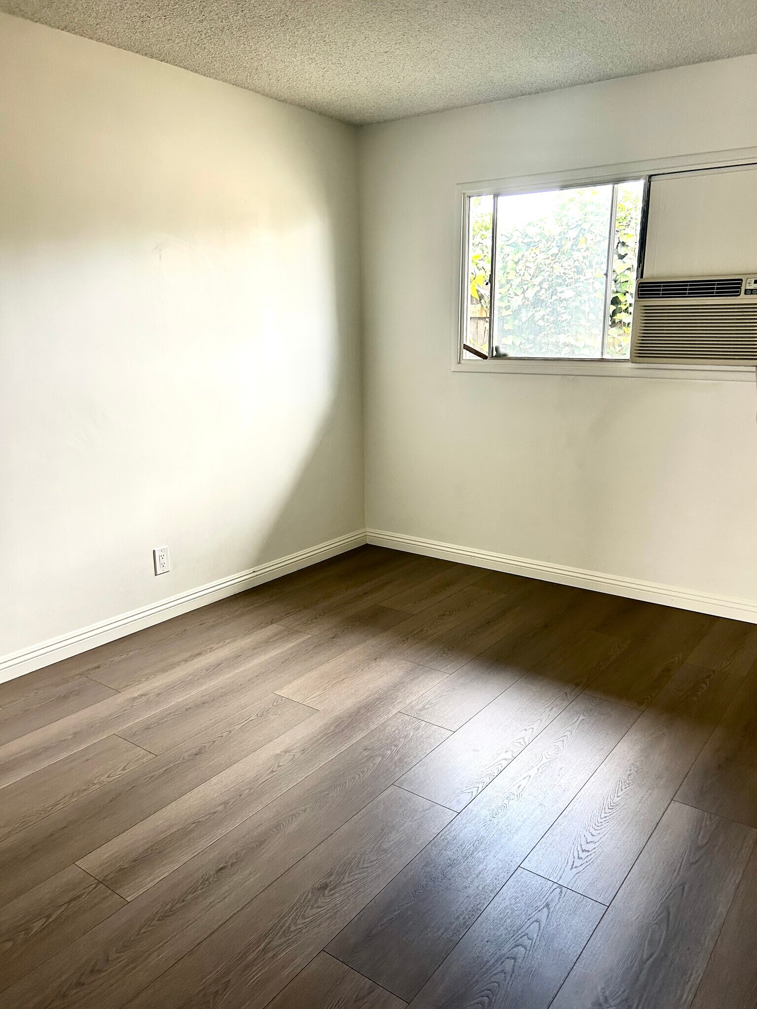 Building Photo - 794 N Shattuck Pl