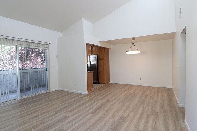 Building Photo - 2659 Sycamore Glen Dr