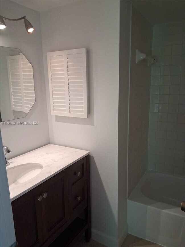 Building Photo - 8401 SW 107th Ave