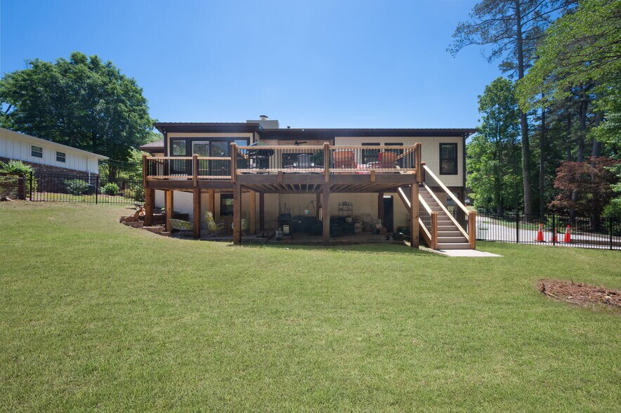Building Photo - 2614 Peeler Rd