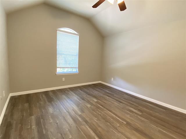 Building Photo - 15861 Twin Cove Dr