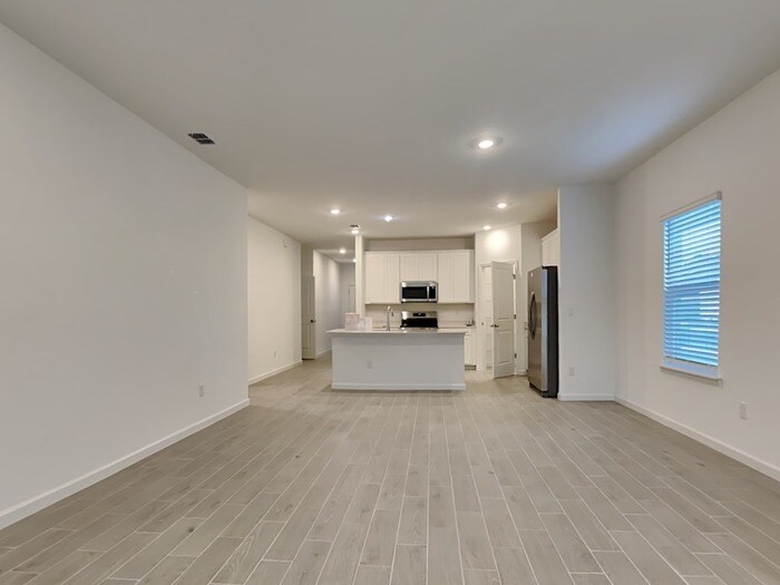 Building Photo - 9004 Latigo Ln