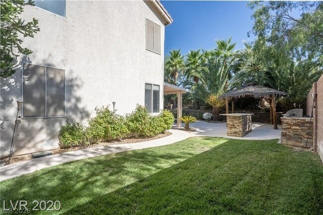Building Photo - 1745 Buttermilk Dr