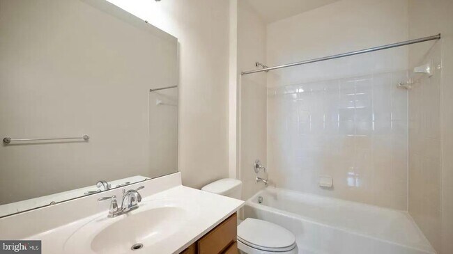 Building Photo - 11830 Steeplebush Dr