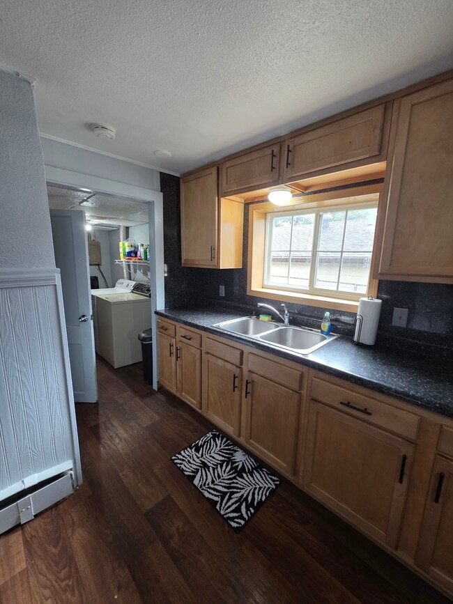 Building Photo - 505 S 10th St