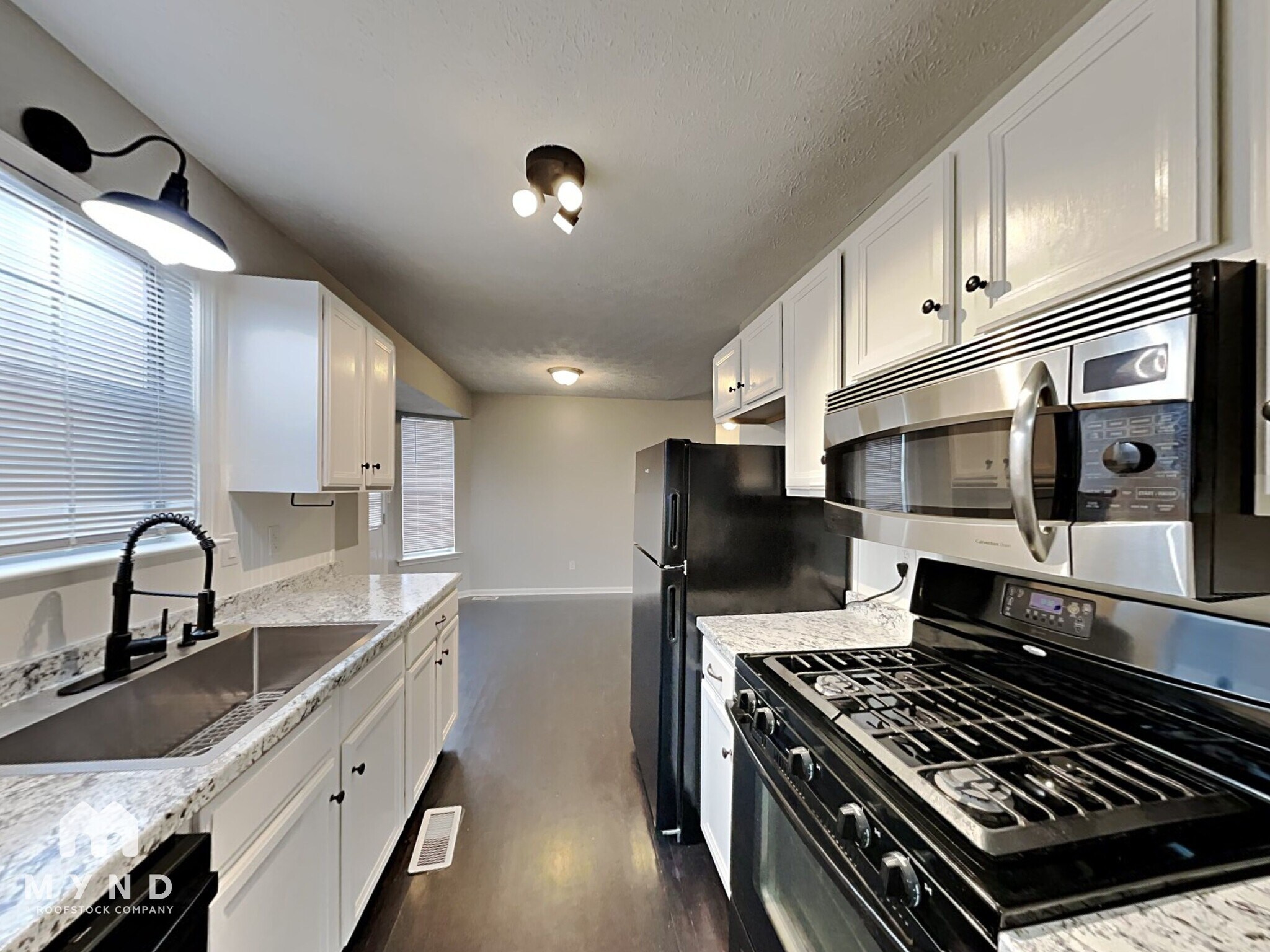 Building Photo - 197 Hale Haven Dr