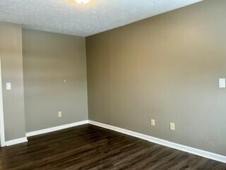 Building Photo - 135 Dale Hollow Dr