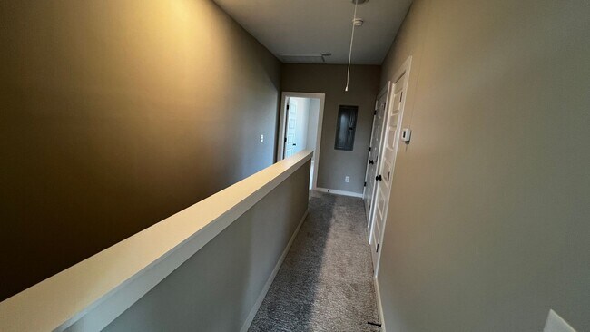 Building Photo - Luxury 3BR/3BA Townhome in Spain Park School District – Available Now