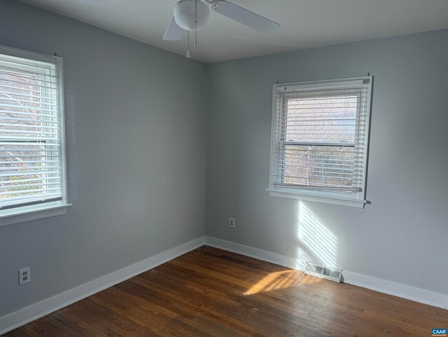 Building Photo - 1244 Holmes Ave