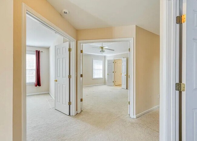 Building Photo - Beautiful Home for Rent!