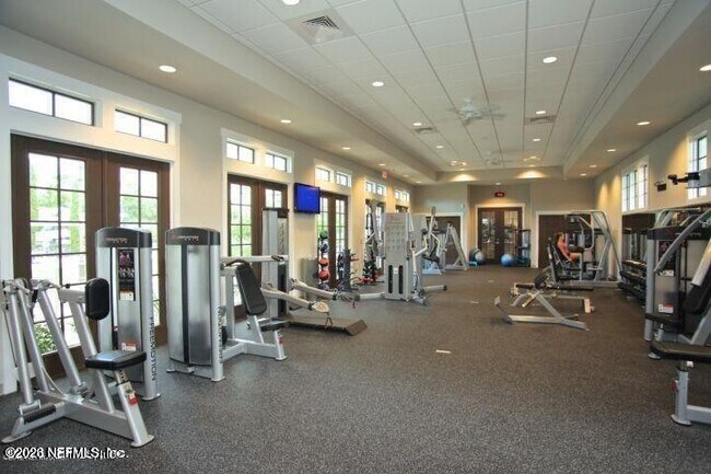 Building Photo - 1200 Stonehedge Trail Ln