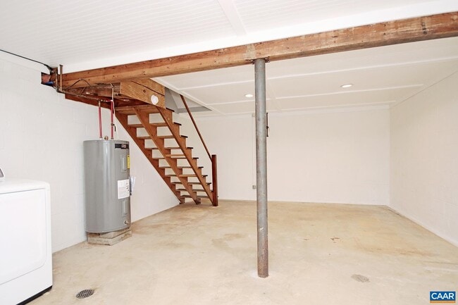 Building Photo - 110 Olinda Dr