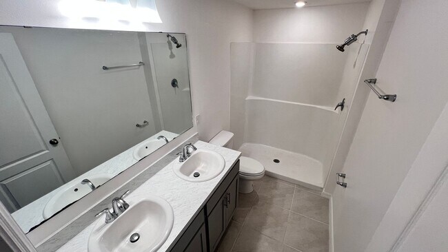 Building Photo - BEAUTIFUL 3BD/2BA Home in Palm Bay!!