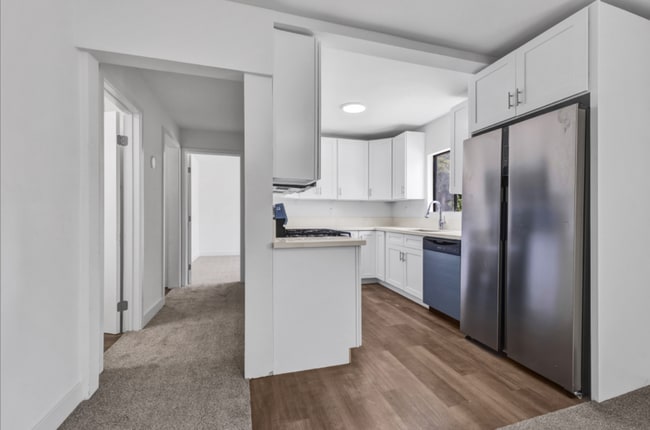 Building Photo - 2627 San Marino St