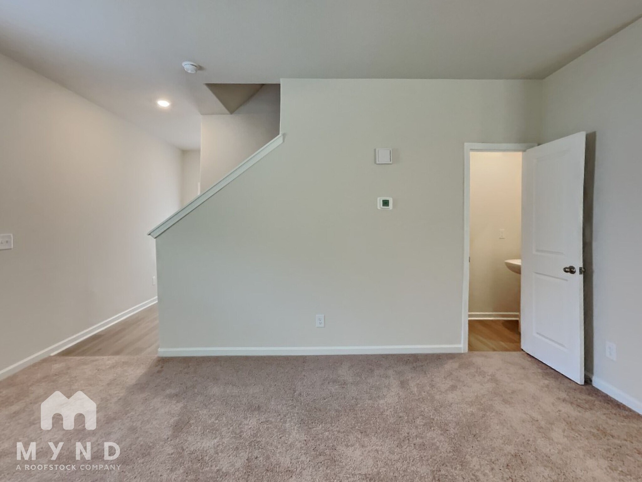 Building Photo - 302 Ivy Bank Dr