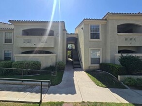 Building Photo - CANYON CREST CONDO