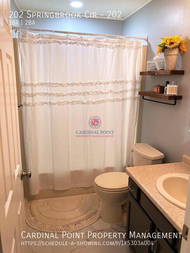 Building Photo - 202 Springbrook Cir