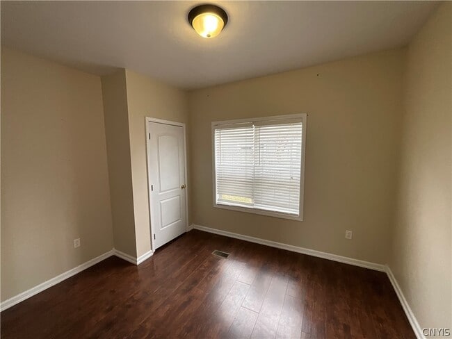 Building Photo - 222 Academy St