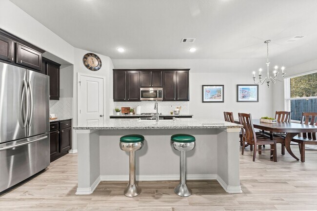 Building Photo - 3815 Wright's Landing Dr