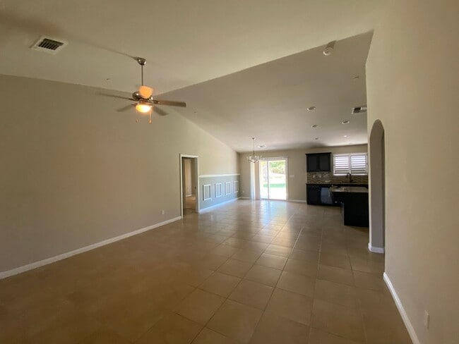 Building Photo - Gorgeous 5 BD 3 BA home available for rent...